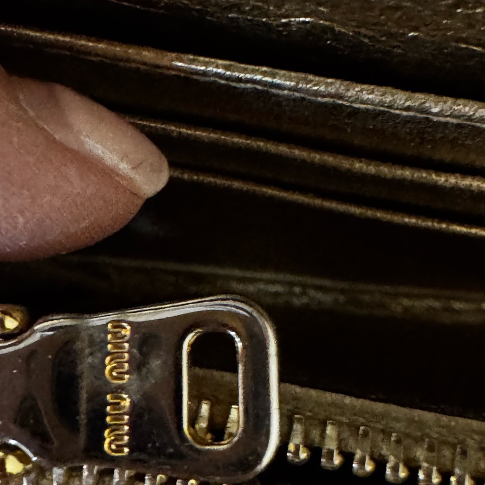 Miu Miu Gold Matelassé Nappa Leather Wallet - Picture 6 of 7